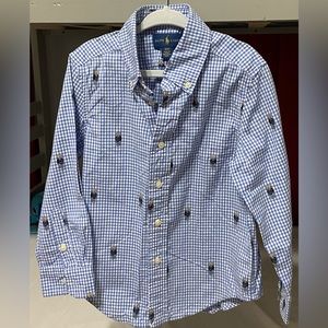 Toddler boys Ralph Lauren button down shirt.
